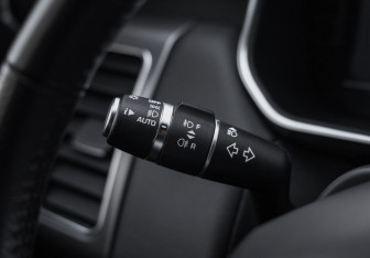 Подержанный автомобиль Land Rover Range Rover Sport 2018 года (28 фото)