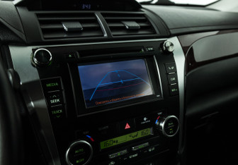 Подержанный автомобиль Toyota Camry Sedan 2014 года (15 фото)