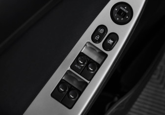 Подержанный автомобиль Hyundai Solaris Sedan 2016 года (18 фото)