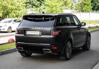 Подержанный автомобиль Land Rover Range Rover Sport 2019 года (6 фото)