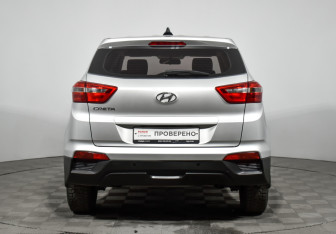 Подержанный автомобиль Hyundai Creta 2019 года (6 фото)