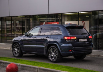 Подержанный автомобиль Jeep Grand Cherokee 2021 года (8 фото)
