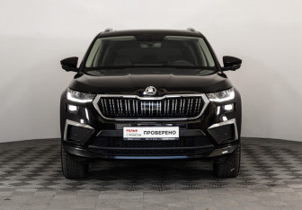 Подержанный автомобиль Skoda Kodiaq 2023 года (4 фото)