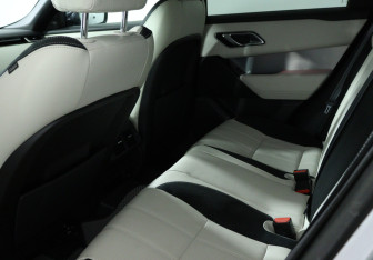 Подержанный автомобиль Land Rover Range Rover Velar 2020 года (19 фото)