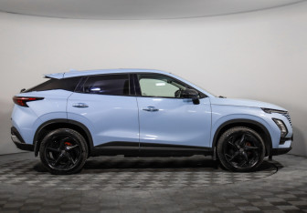 Подержанный автомобиль Omoda C5 2023 года (4 фото)