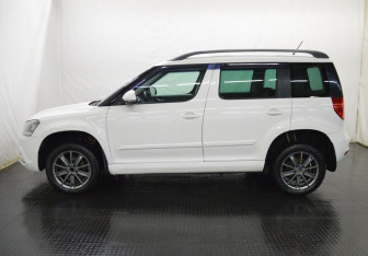 Подержанный автомобиль Skoda Yeti 2014 года (8 фото)