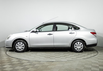 Подержанный автомобиль Nissan Almera Sedan 2013 года (8 фото)