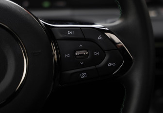 Подержанный автомобиль Voyah Free 2024 года (16 фото)