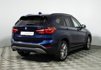 Подержанный автомобиль BMW X1 2017 года (5 фото)