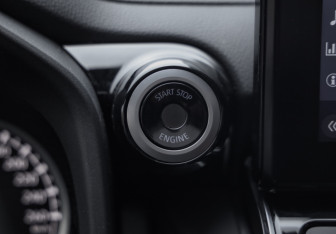 Подержанный автомобиль Toyota Land Cruiser Suv 2021 года (24 фото)