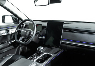 Подержанный автомобиль Jaecoo J7 2023 года (9 фото)