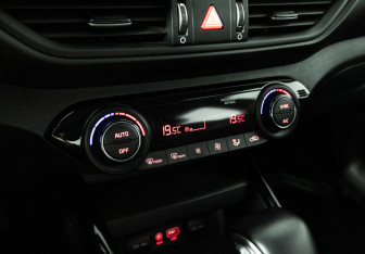 Подержанный автомобиль Kia Cerato Sedan 2020 года (18 фото)