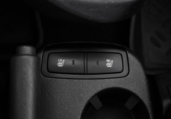 Подержанный автомобиль Hyundai Tucson 2007 года (16 фото)