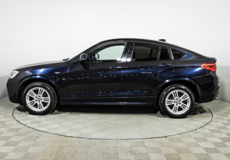 Подержанный автомобиль BMW X4 2015 года (8 фото)