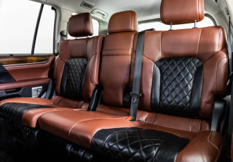 Подержанный автомобиль Lexus LX 2016 года (29 фото)