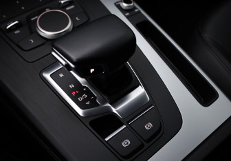 Подержанный автомобиль Audi Q5 2020 года (22 фото)