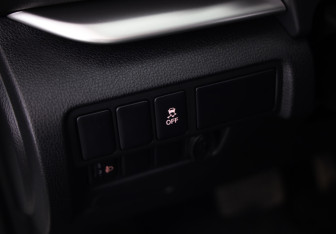 Подержанный автомобиль Mitsubishi Eclipse Cross 2019 года (22 фото)