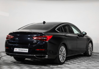 Подержанный автомобиль Hongqi H5 2022 года (5 фото)