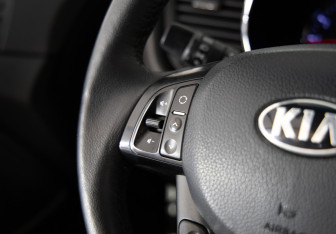 Подержанный автомобиль Kia Optima Sedan 2012 года (19 фото)