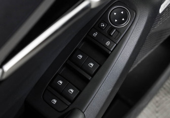 Подержанный автомобиль Kia Seltos 2021 года (25 фото)