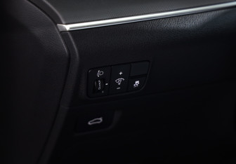 Подержанный автомобиль Kia K5 2020 года (19 фото)