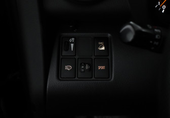 Подержанный автомобиль Toyota RAV4 2011 года (19 фото)