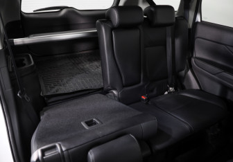 Подержанный автомобиль Mitsubishi Outlander 2018 года (26 фото)