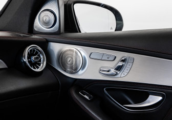 Подержанный автомобиль Mercedes-Benz GLC AMG 2016 года (22 фото)