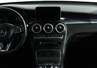 Подержанный автомобиль Mercedes-Benz GLC Coupe 2017 года (14 фото)