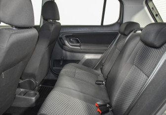 Подержанный автомобиль Skoda Fabia Hatchback 2013 года (11 фото)