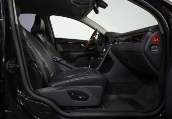 Подержанный автомобиль Volvo S80 2008 года (22 фото)