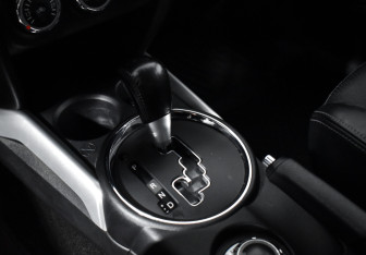 Подержанный автомобиль Peugeot 4008 2012 года (11 фото)