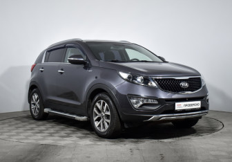 Подержанный автомобиль Kia Sportage 2015 года (3 фото)