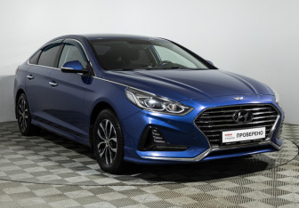 Подержанный автомобиль Hyundai Sonata 2017 года (3 фото)