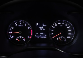 Подержанный автомобиль Kia Rio Hatchback 2018 года (12 фото)