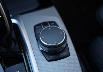 Подержанный автомобиль BMW X3 2019 года (12 фото)
