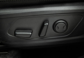 Подержанный автомобиль Hyundai Tucson 2023 года (17 фото)