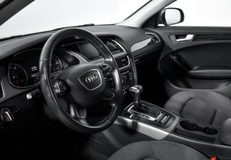 Подержанный автомобиль Audi A4 Sedan 2013 года (9 фото)