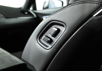 Подержанный автомобиль Geely Tugella 2023 года (18 фото)