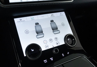 Подержанный автомобиль Land Rover Range Rover Velar 2020 года (24 фото)