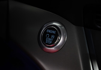 Подержанный автомобиль Ford Kuga 2014 года (15 фото)