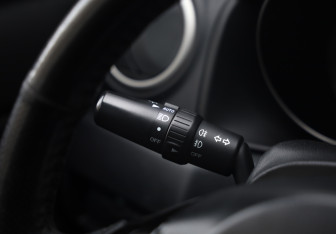 Подержанный автомобиль Mazda 3 Hatchback 2008 года (19 фото)