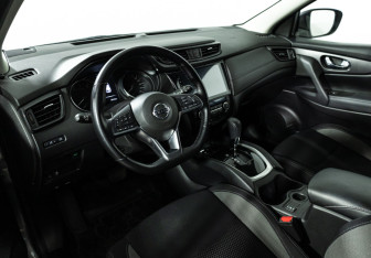 Подержанный автомобиль Nissan Qashqai 2021 года (11 фото)
