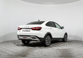 Подержанный автомобиль LADA (ВАЗ) Vesta Sedan 2023 года (5 фото)