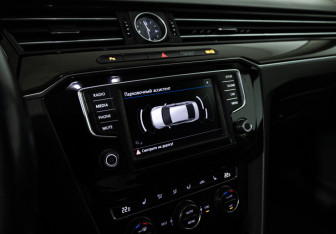 Подержанный автомобиль Volkswagen Passat Sedan 2017 года (16 фото)