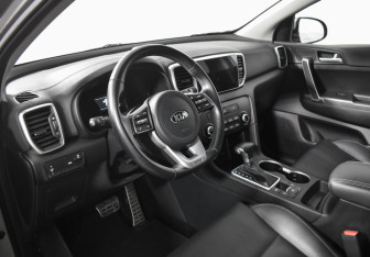 Подержанный автомобиль Kia Sportage 2020 года (9 фото)