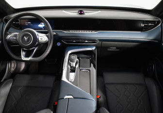 Подержанный автомобиль Voyah Free 2023 года (15 фото)