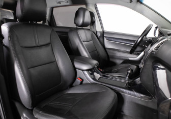 Подержанный автомобиль Kia Sorento 2017 года (12 фото)