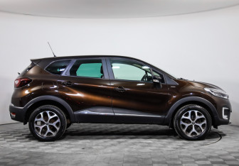Подержанный автомобиль Renault Kaptur 2018 года (4 фото)