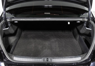 Подержанный автомобиль Volkswagen Passat Sedan 2016 года (15 фото)